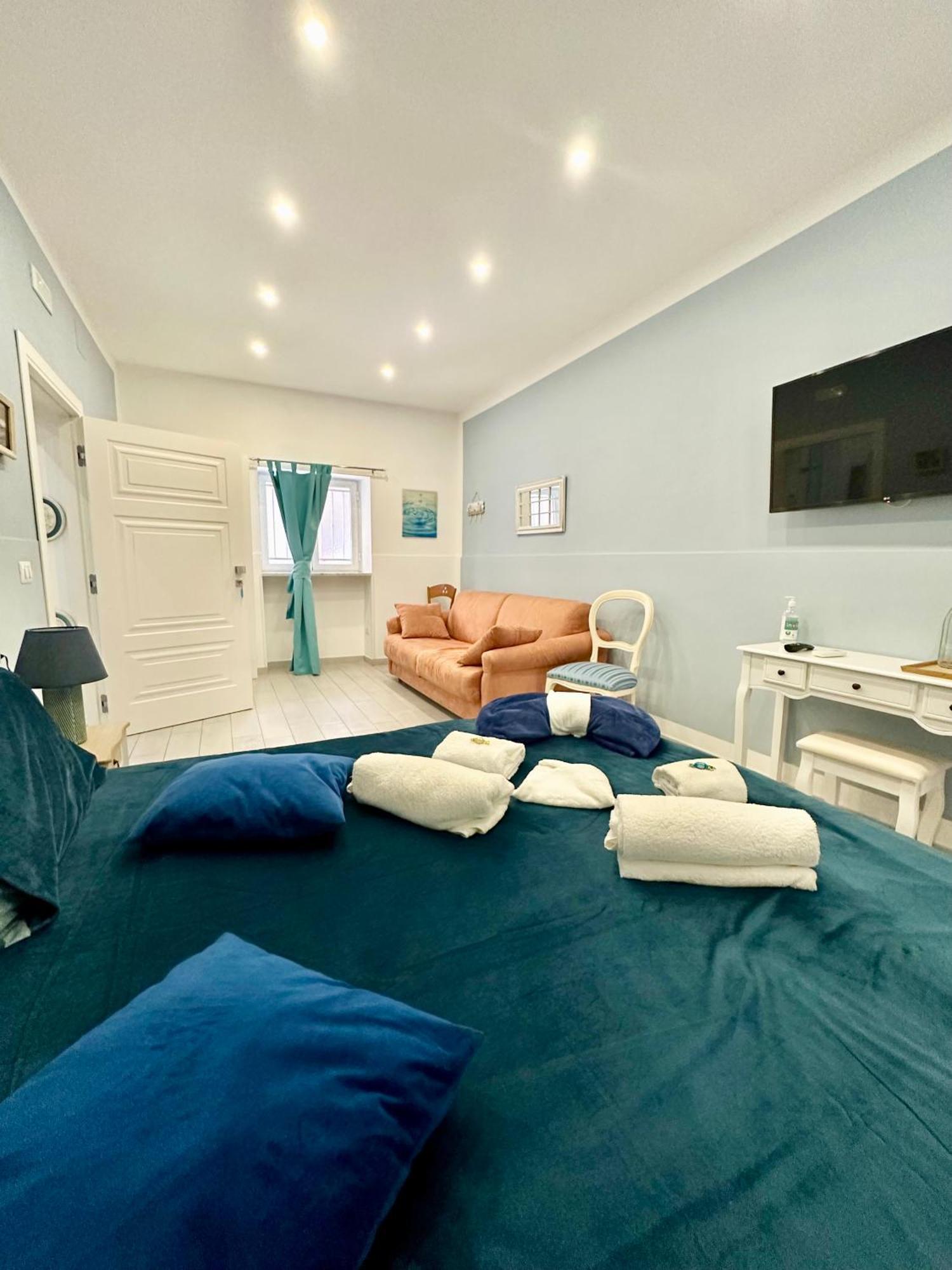Gloves Rooms Naples Exterior photo